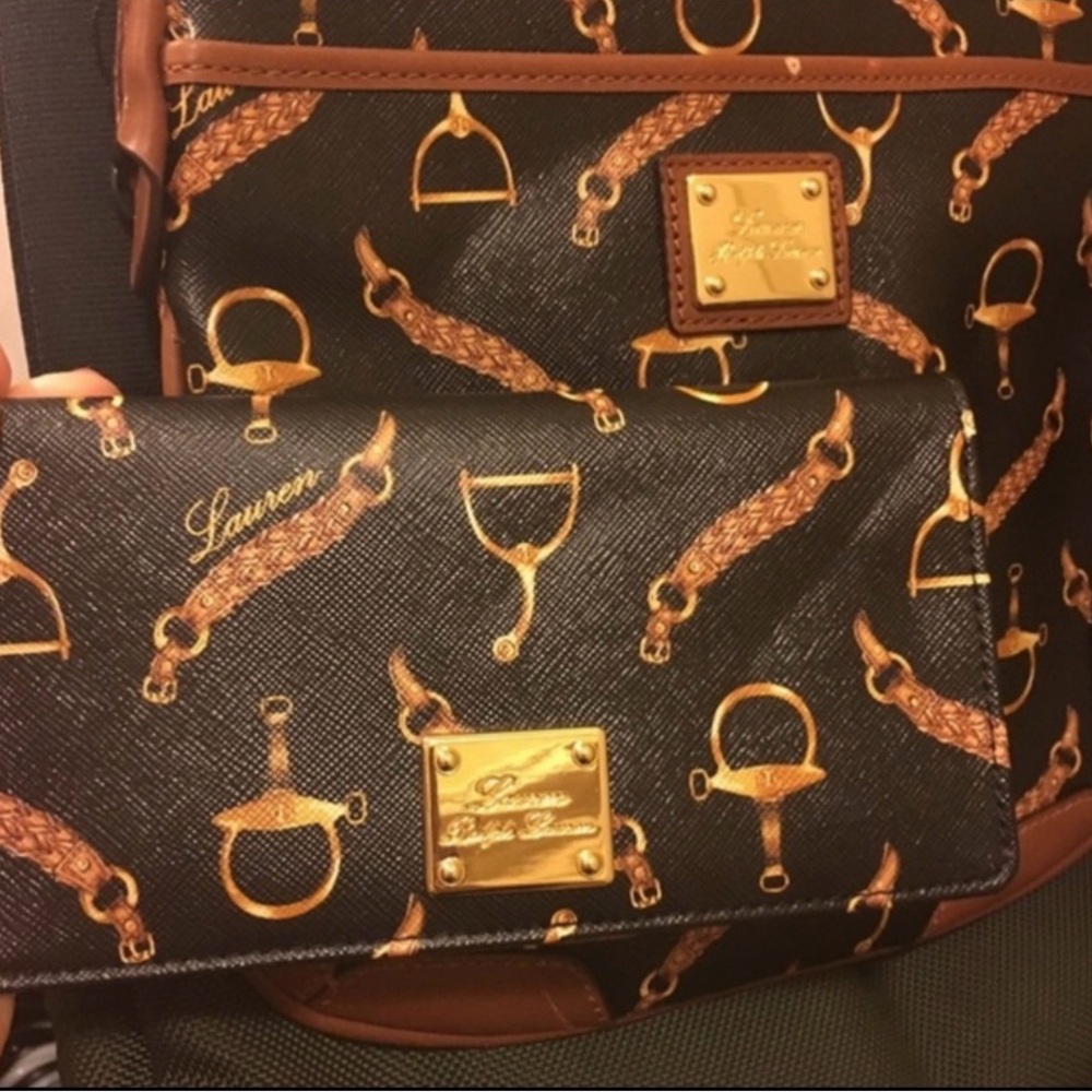 100% Authentic Ralph Lauren Crossbag with matching wallet.  Impeccable condition